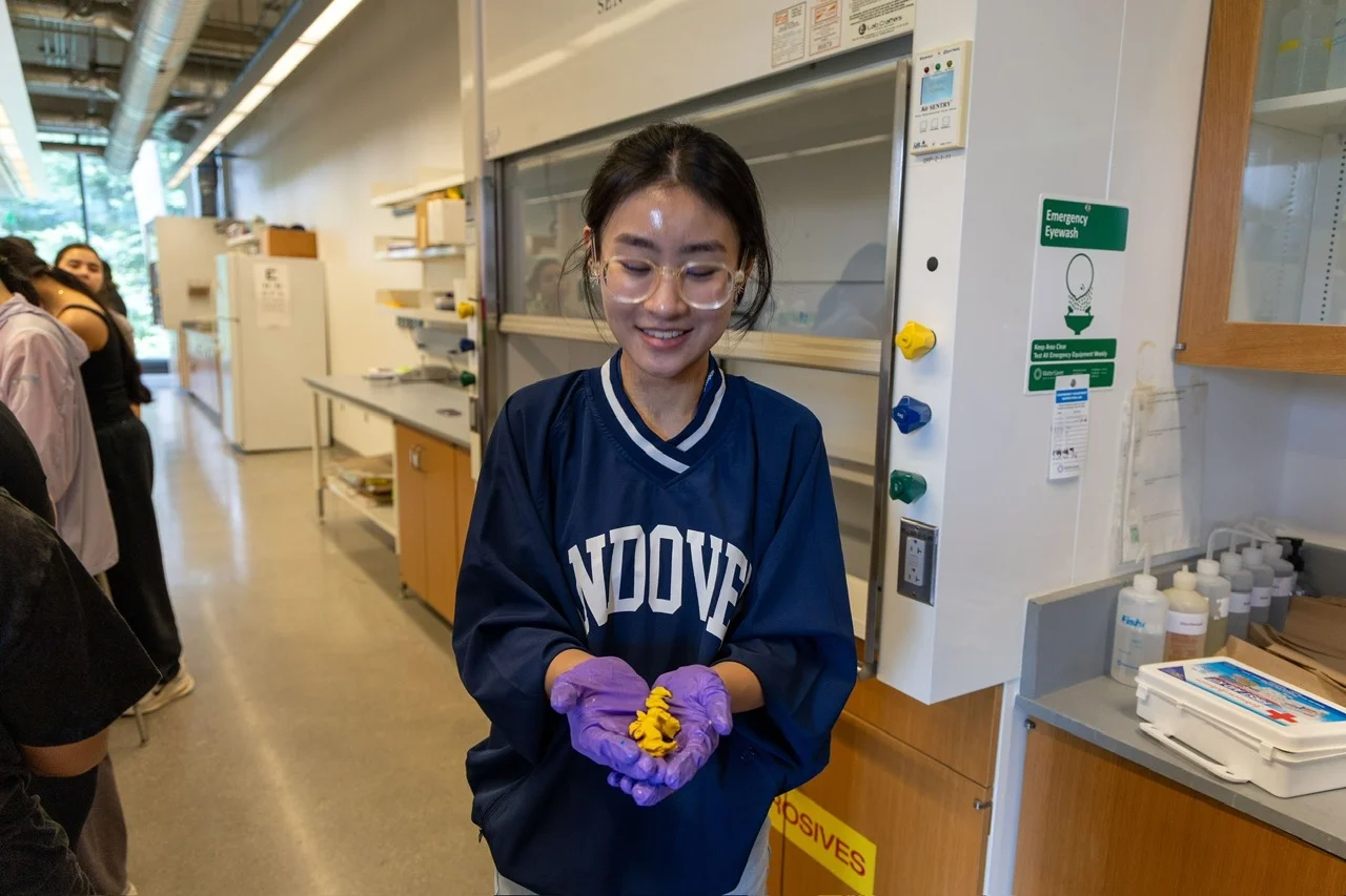 Johns Hopkins pre-college laboratory session