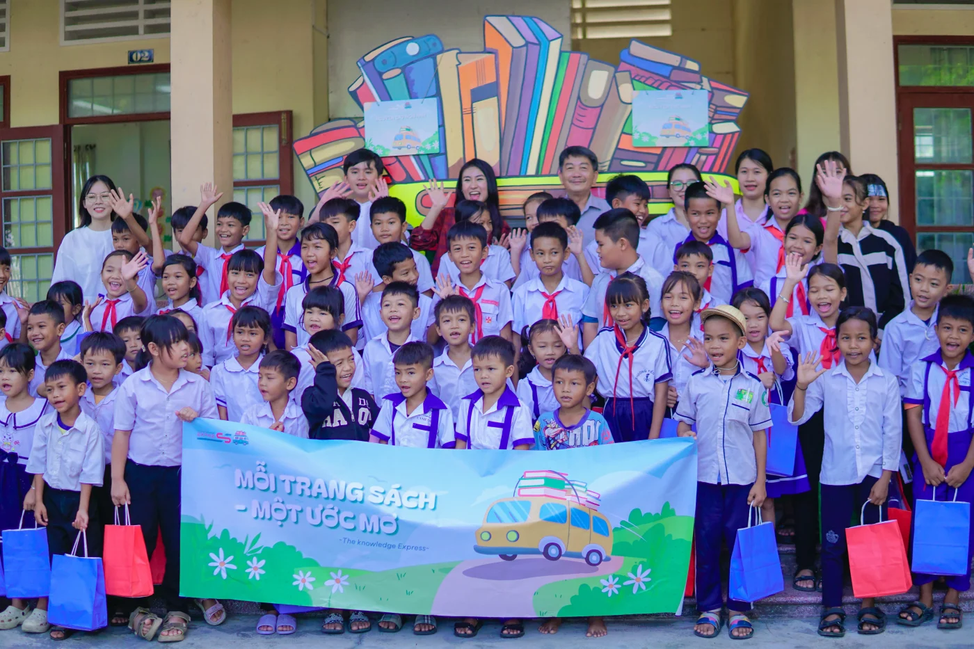 Founder & Project Director – The Knowledge<br> Express (Mobile Library Initiative)