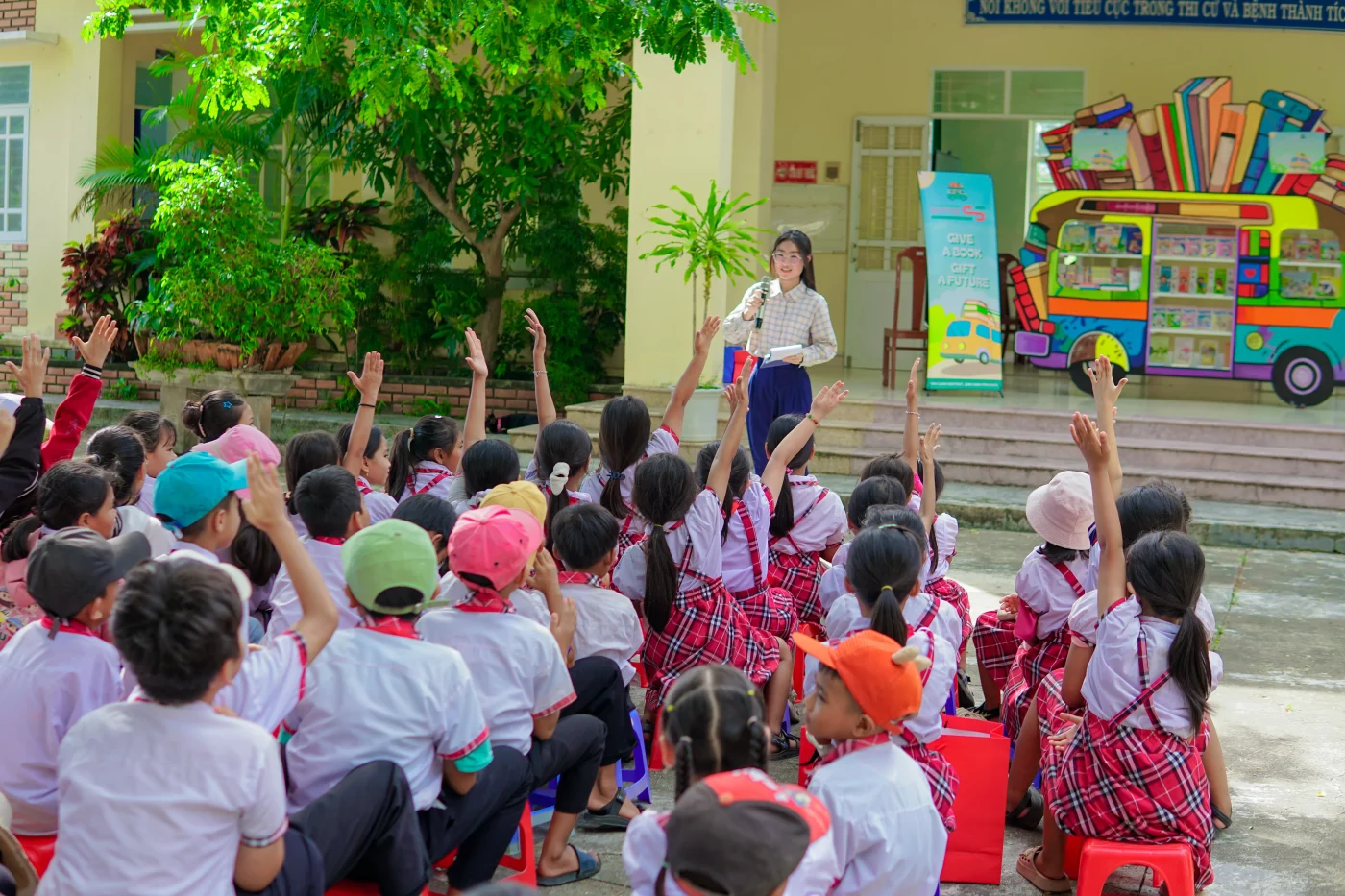 Founder & Project Director – The Knowledge<br> Express (Mobile Library Initiative)